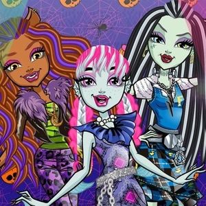 Meet your Posher, Amna